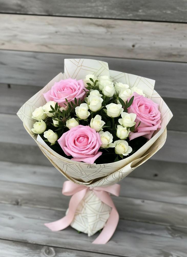 Букет цветов из: Розы в Посёлке Пеледуй