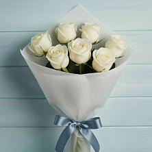 Букет 7 Белых роз Эдлесс Лав в Посёлке Пеледуй