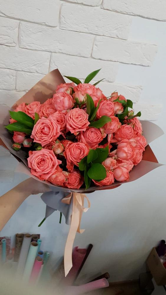 Букет цветов из: Розы в Посёлке Пеледуй