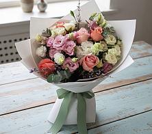 Букет цветов из:  Розы, Лизиантусы и Гвоздики #REPLACE_PRED# Посёлке Пеледуй